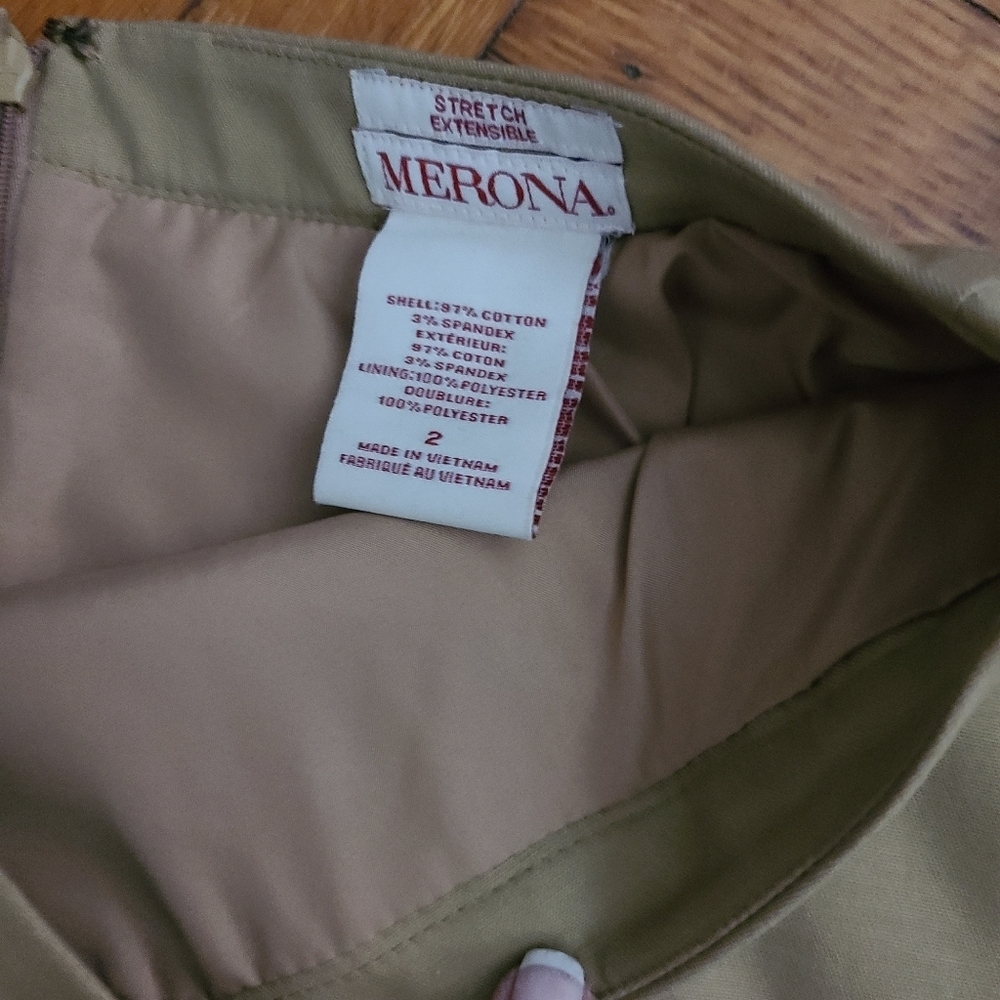 New w tags pencil skirt w side pockets Hp๐ฅ๐ฅ๐ด - Picture 2 of 6